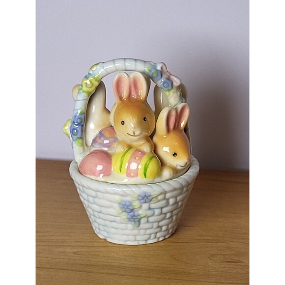Ceramic Easter Basket With Bunnies And Eggs Candle Trinket Box - Picture 1 of 7